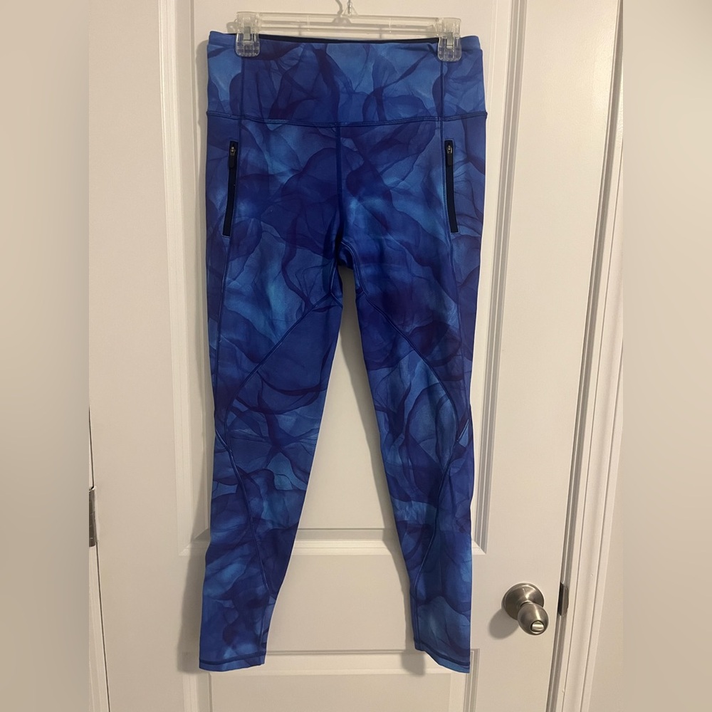 Lululemon leggings size 8